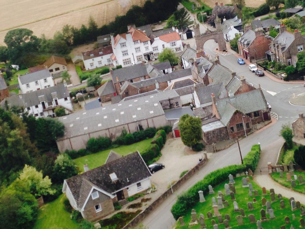 Ramsay Arms Hotel Fettercairn Eksteriør billede
